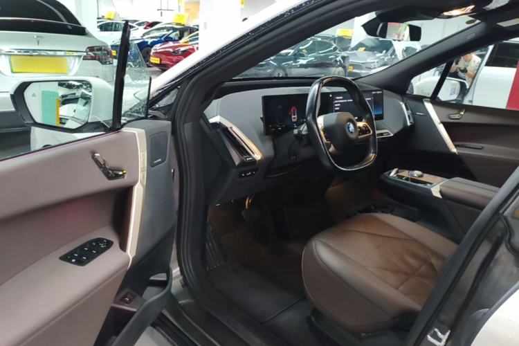 Used BMW iX 2022 xDrive40 Driver Seat