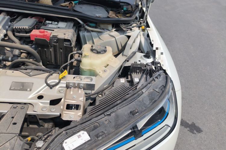 Used BMW iX 2022 xDrive40 Engine Bay Left