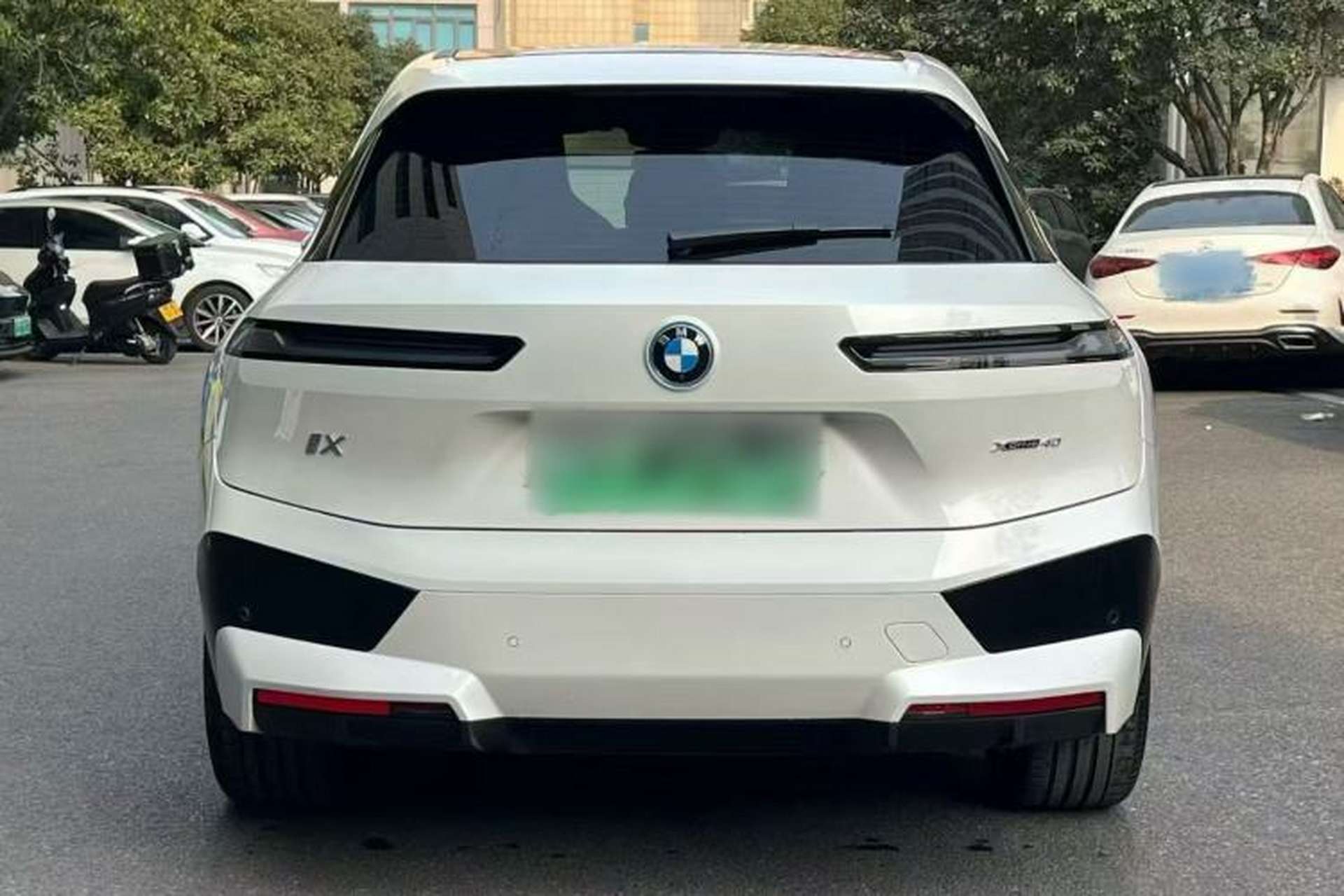 Used BMW iX 2022 xDrive40 Exterior 5