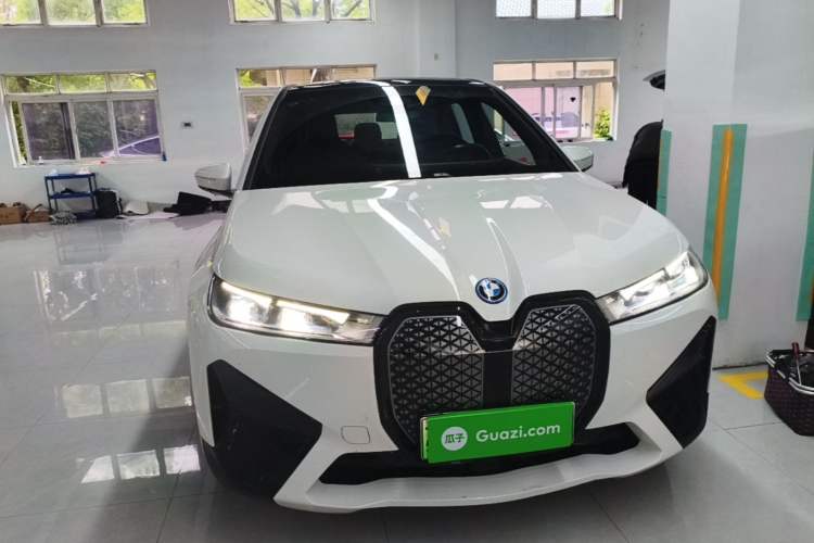 Used BMW iX 2022 xDrive40 Front
