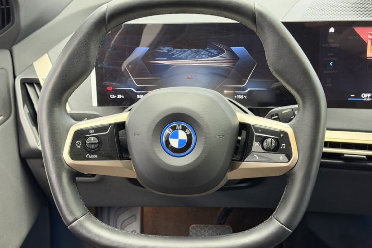 Used BMW iX 2022 xDrive40 Interior 7