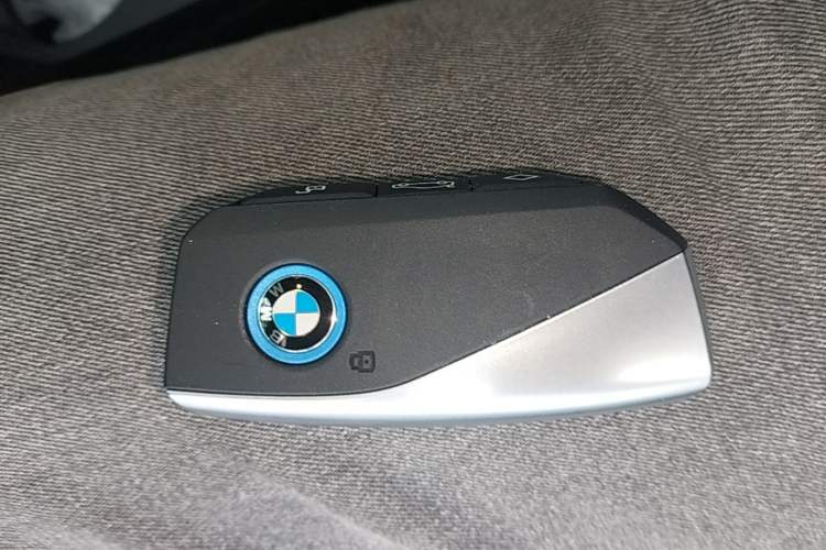Used BMW iX 2022 xDrive40 Vehicle Key