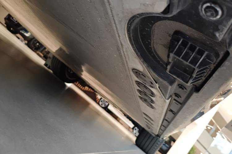 Used BMW iX 2023 Updated xDrive50 Chassis Rear Right