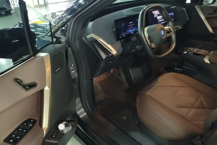 Used BMW iX 2023 Updated xDrive40 Driver Seat