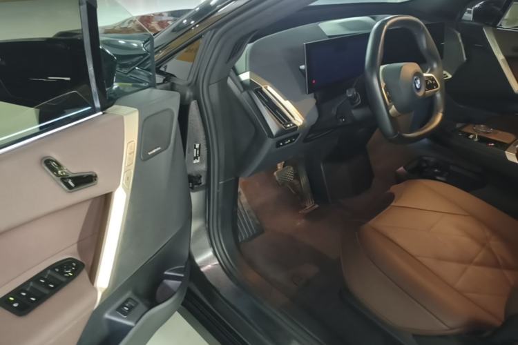 Used BMW iX 2023 Updated xDrive40 Driver Seat