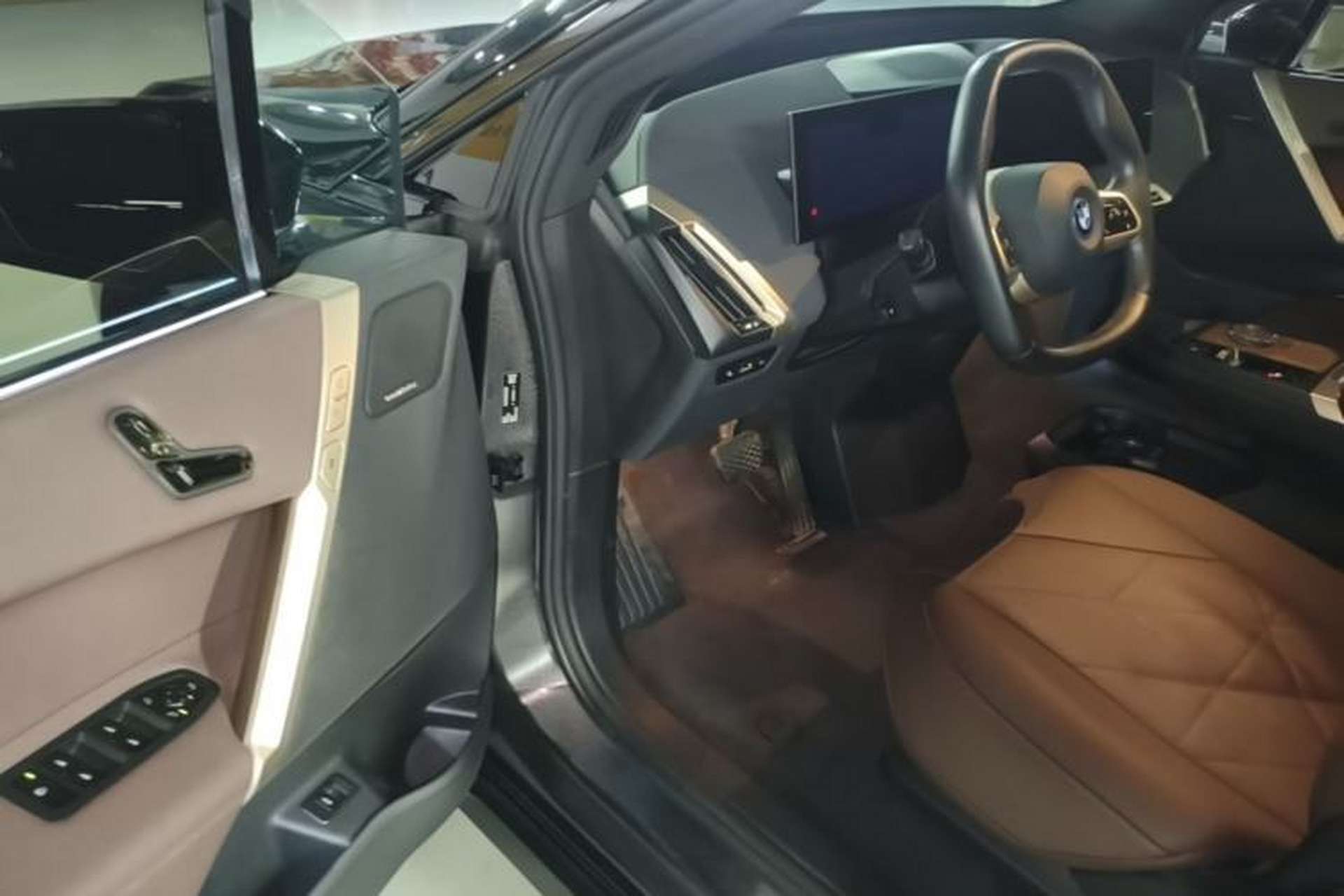 Used BMW iX 2023 Updated xDrive40 Driver Seat