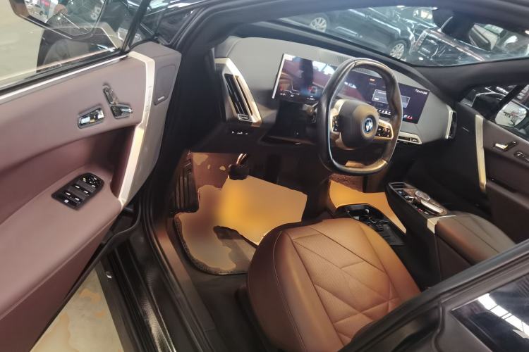 Used BMW iX 2023 Updated xDrive50 Driver Seat