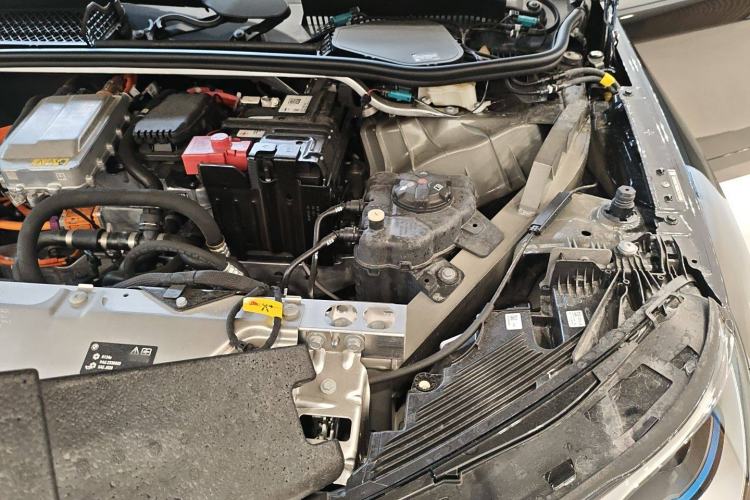 Used BMW iX 2023 Updated xDrive50 Engine Bay Left