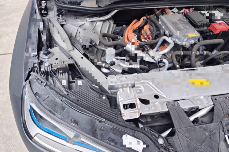 Used BMW iX 2023 xDrive40 Engine Bay Right