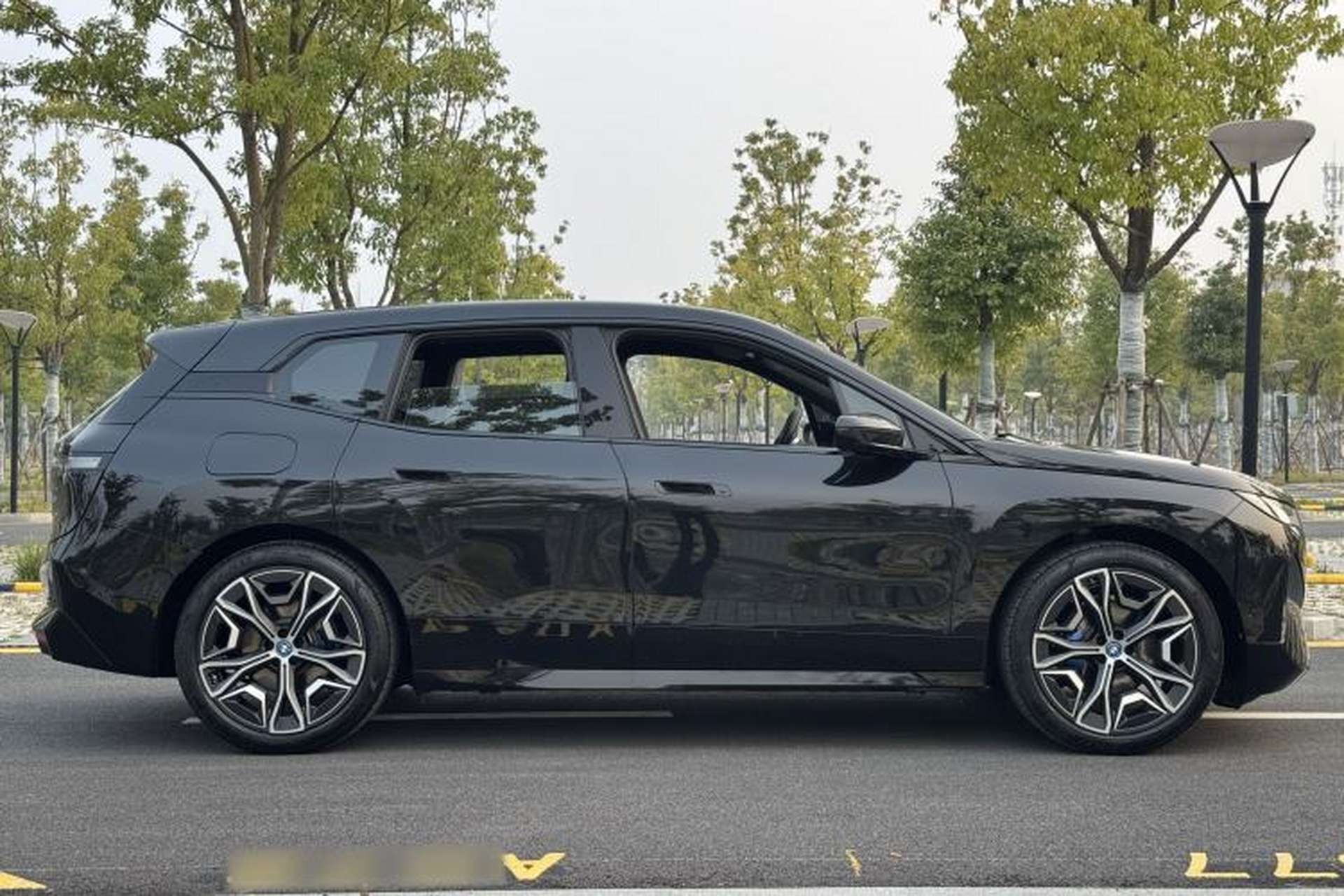 Used BMW iX 2023 xDrive40 Exterior 1