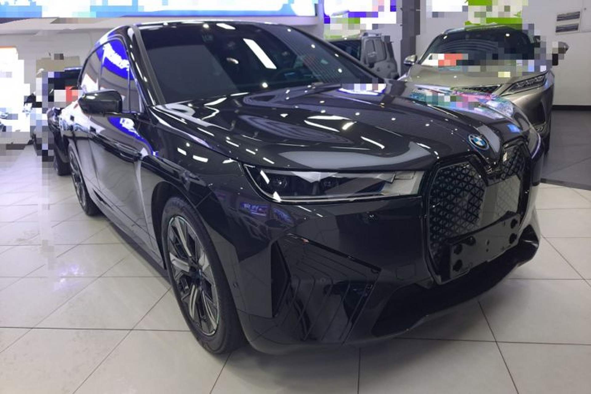 Used BMW iX 2023 Updated xDrive40 Exterior 1