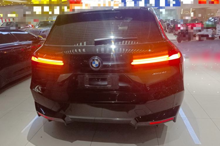 Used BMW iX 2023 Updated xDrive40 Exterior 4
