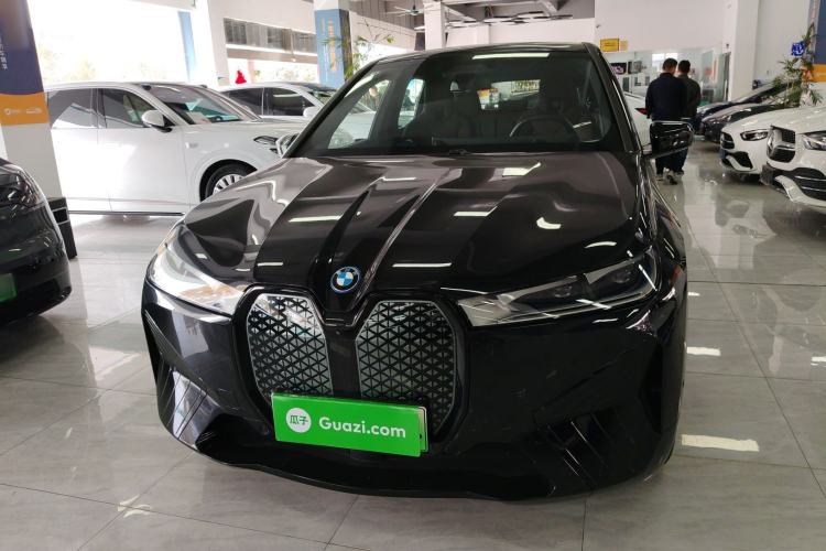 Used BMW iX 2023 xDrive40 Front