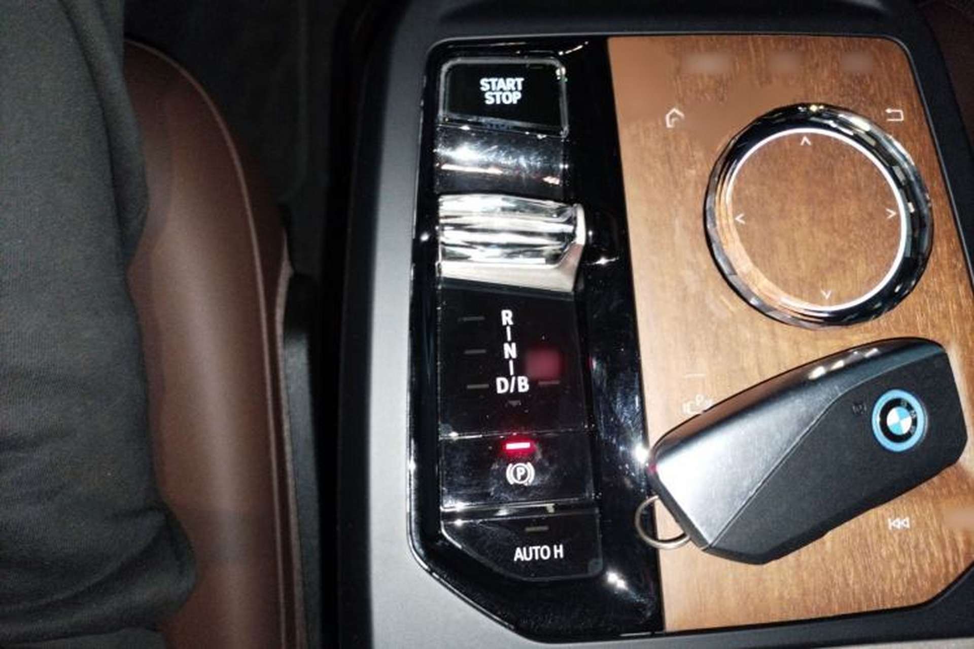 Used BMW iX 2023 xDrive40 Gear Lever