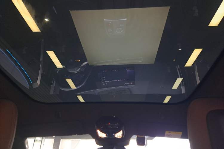 Used BMW iX 2023 Updated xDrive40 Headliner