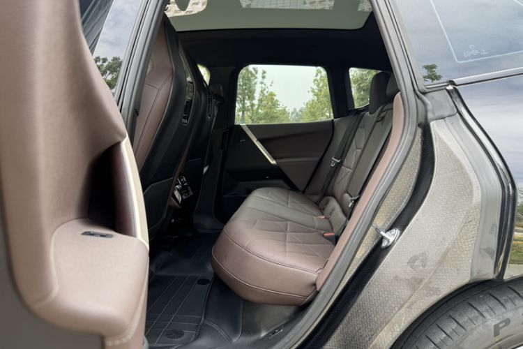 Used BMW iX 2023 Updated xDrive40 Interior 7