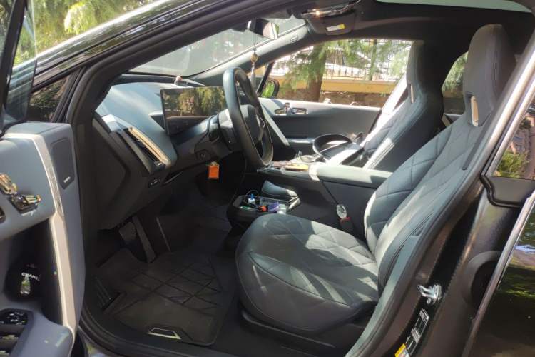 Used BMW iX 2023 Updated xDrive50 Left Front Seat