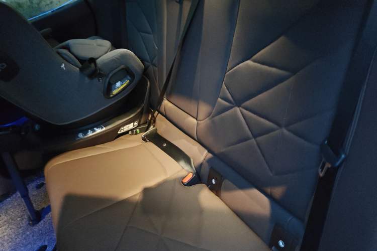 Used BMW iX 2023 xDrive40 Left Rear Seat