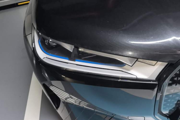 Used BMW iX 2023 Updated xDrive40 Right Front Headlight