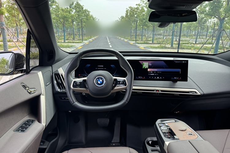 Used BMW iX 2023 Updated xDrive40 Steering Wheel