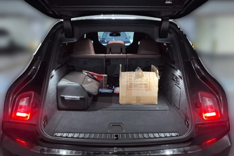 Used BMW iX 2023 Updated xDrive40 Trunk