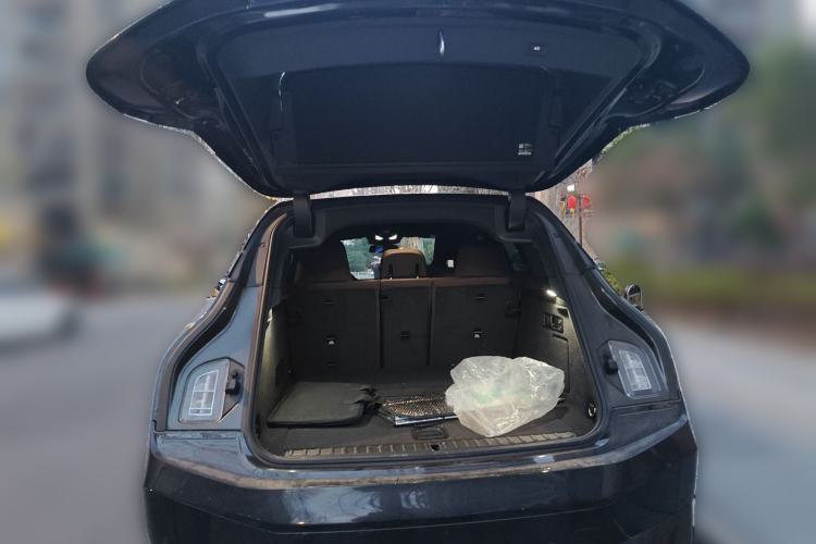 Used BMW iX 2023 xDrive40 Trunk