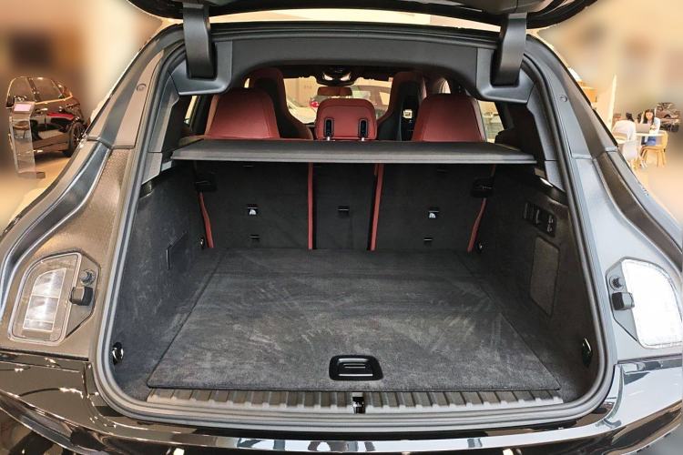 Used BMW iX 2023 Updated xDrive50 Trunk