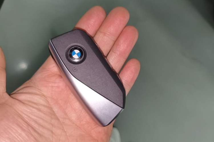 Used BMW iX 2023 Updated xDrive40 Vehicle Key