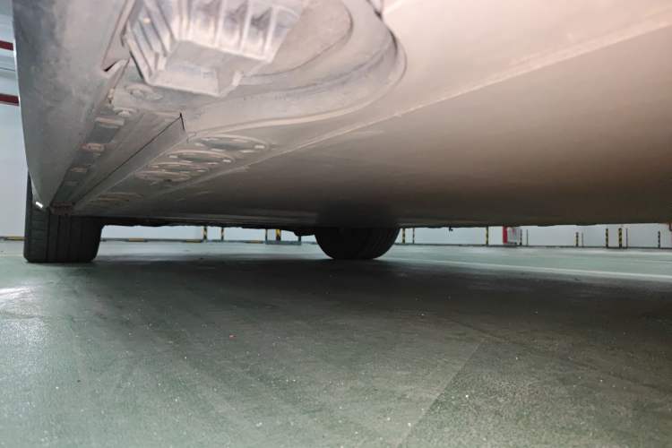 Used BMW iX 2023 xDrive40 Chassis Rear Left