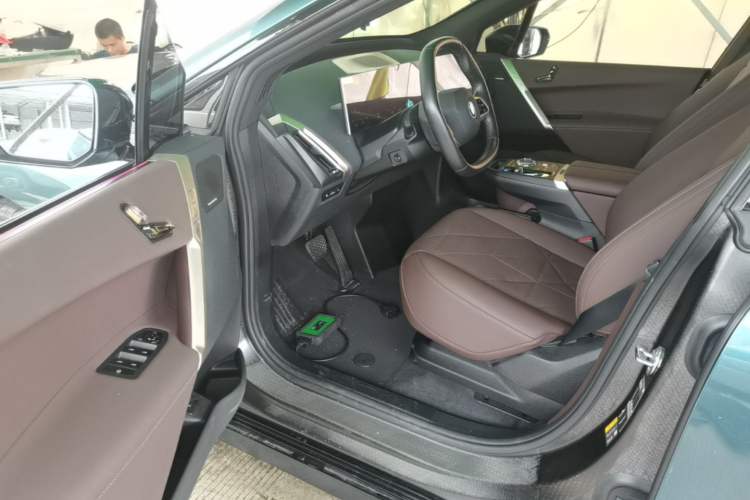 Used BMW iX 2023 Updated xDrive40 Driver Seat