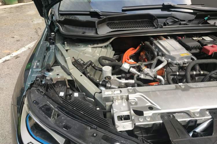 Used BMW iX 2023 Updated xDrive40 Engine Bay Right