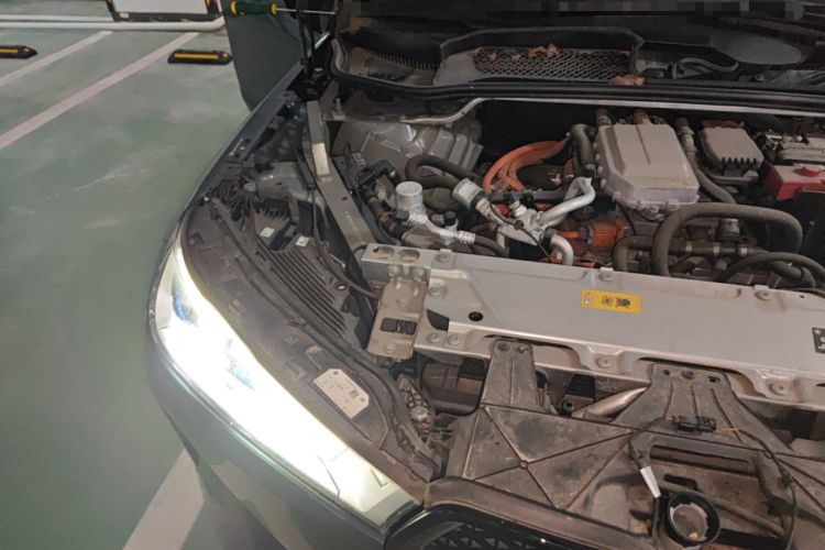 Used BMW iX 2023 xDrive40 Engine Bay Right