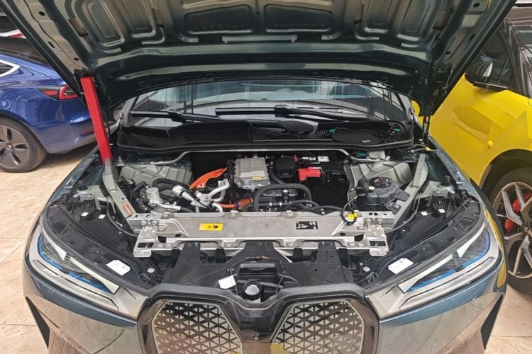 Used BMW iX 2023 xDrive40 Engine Bay