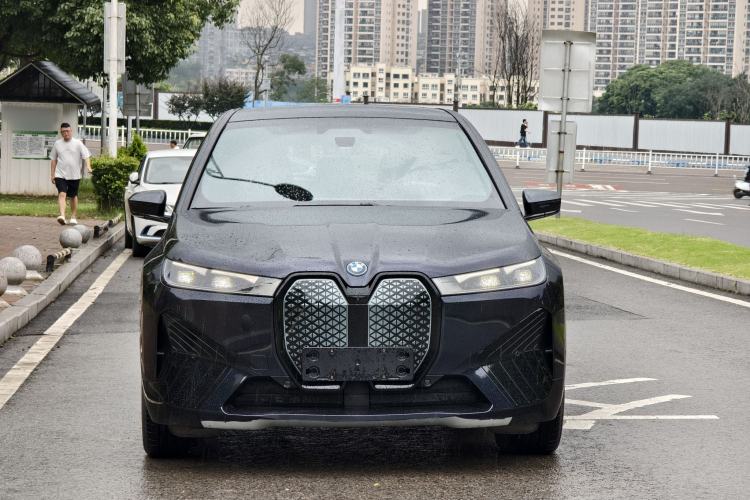 Used BMW iX 2023 Updated xDrive50 Exterior 1