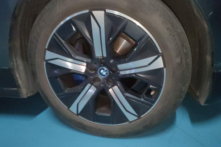 Used BMW iX 2023 xDrive40 Exterior 1