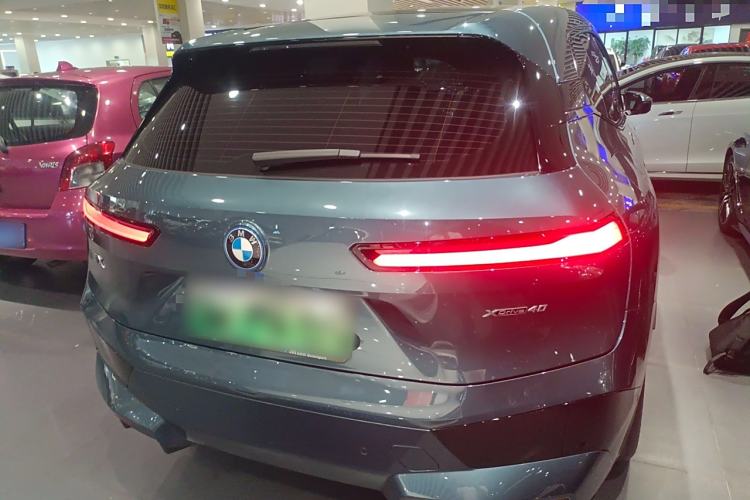 Used BMW iX 2023 Updated xDrive40 Exterior 4