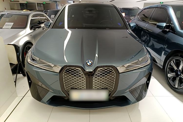 Used BMW iX 2023 Updated xDrive40 Front