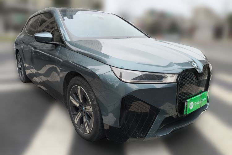 Used BMW iX 2023 Updated xDrive40 Front Right 45 Deg