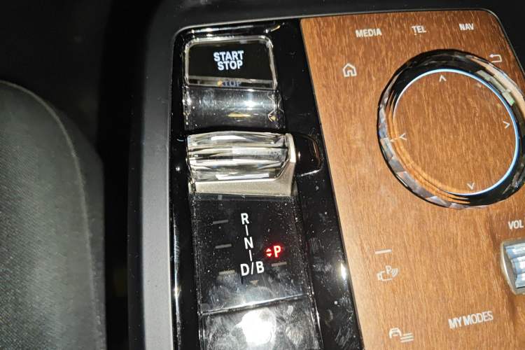 Used BMW iX 2023 xDrive40 Gear Lever