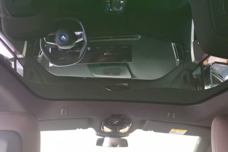 Used BMW iX 2023 Updated xDrive40 Headliner