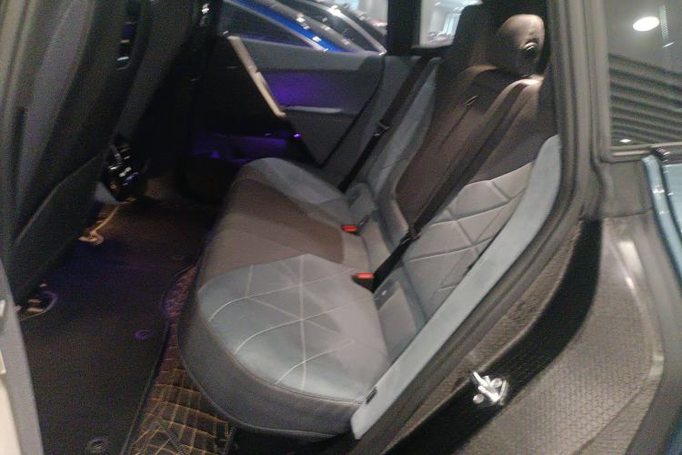 Used BMW iX 2023 Updated xDrive40 Interior 4