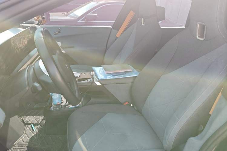 Used BMW iX 2023 Updated xDrive40 Left Front Seat