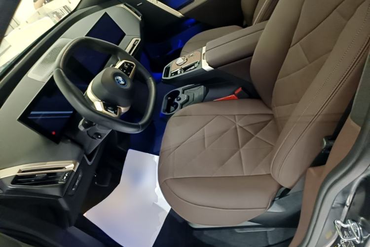 Used BMW iX 2023 Updated xDrive40 Left Front Seat