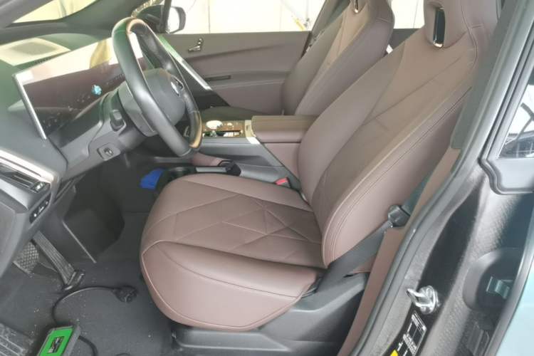 Used BMW iX 2023 Updated xDrive40 Left Front Seat