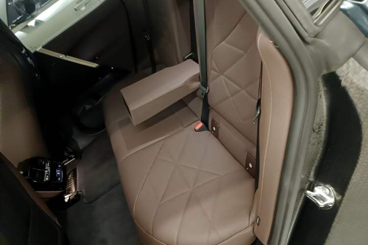 Used BMW iX 2023 Updated xDrive40 Left Rear Seat