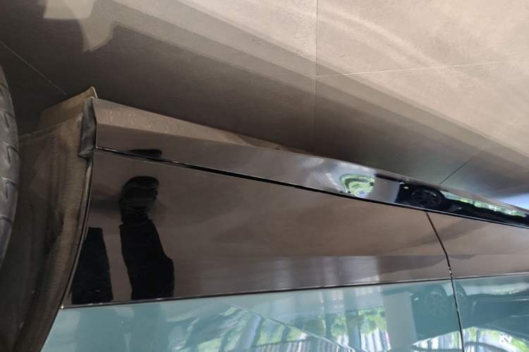 Used BMW iX 2023 Updated xDrive50 Left Side Sill