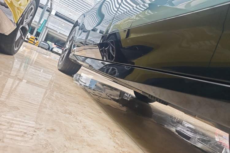 Used BMW iX 2023 xDrive40 Left Side Sill