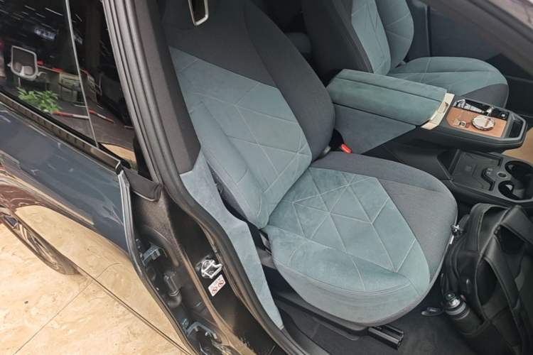 Used BMW iX 2023 xDrive40 Right Front Seat