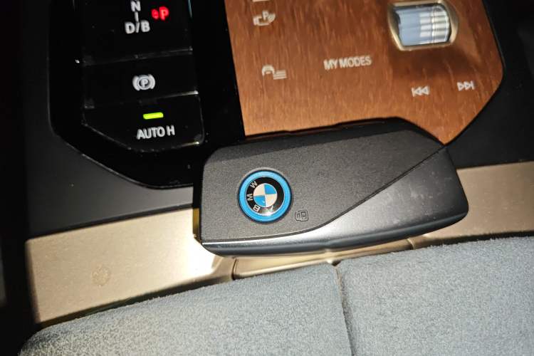 Used BMW iX 2023 xDrive40 Vehicle Key