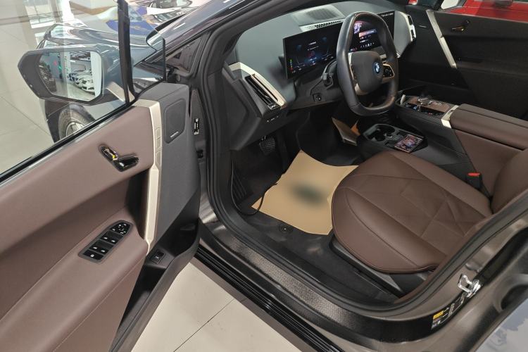 Used BMW iX 2023 xDrive40 Driver Seat